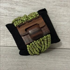 Multi-Strand Sage Seed Bead Wood Clasp Stretch Bracelet LYNGAARD "NEW"